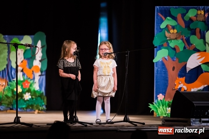 Zdjęcie w galerii na portalu naszraciborz.pl: X Mini Festiwal Przedszkolaków w DK Strzecha wiadomości z regionu