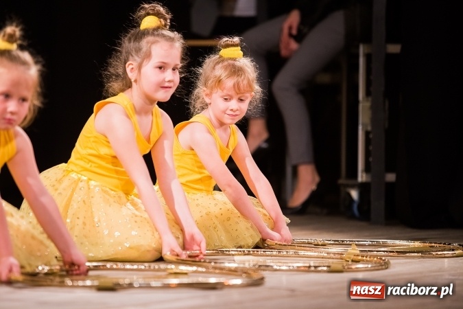 Zdjęcie w galerii na portalu naszraciborz.pl: X Mini Festiwal Przedszkolaków w DK Strzecha wiadomości z regionu