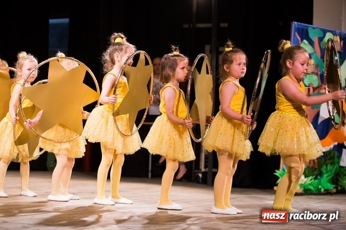 Zdjęcie w galerii na portalu naszraciborz.pl: X Mini Festiwal Przedszkolaków w DK Strzecha wiadomości z regionu