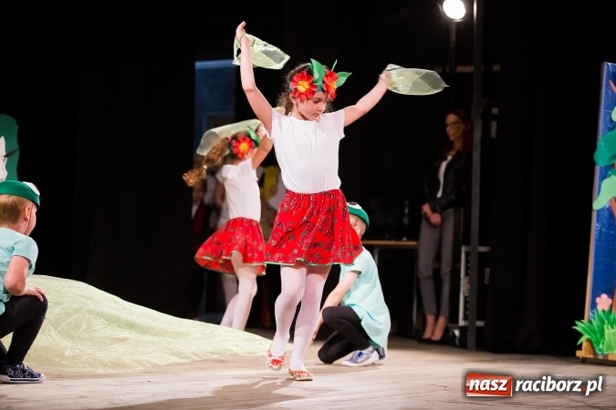 Zdjęcie w galerii na portalu naszraciborz.pl: X Mini Festiwal Przedszkolaków w DK Strzecha wiadomości z regionu