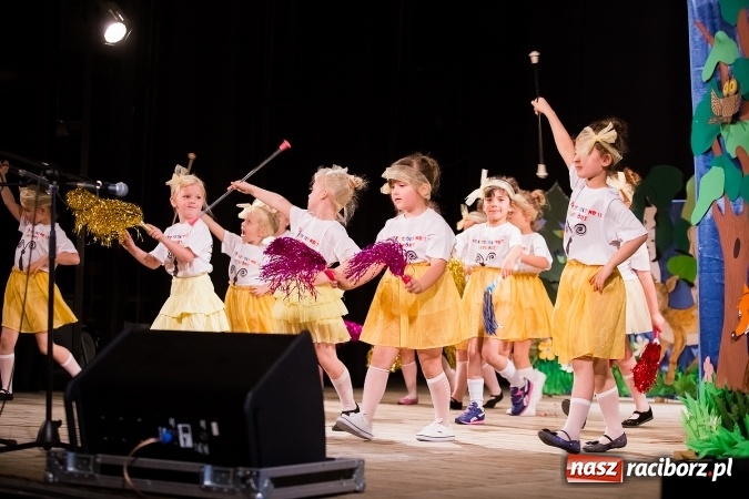 Zdjęcie w galerii na portalu naszraciborz.pl: X Mini Festiwal Przedszkolaków w DK Strzecha wiadomości z regionu