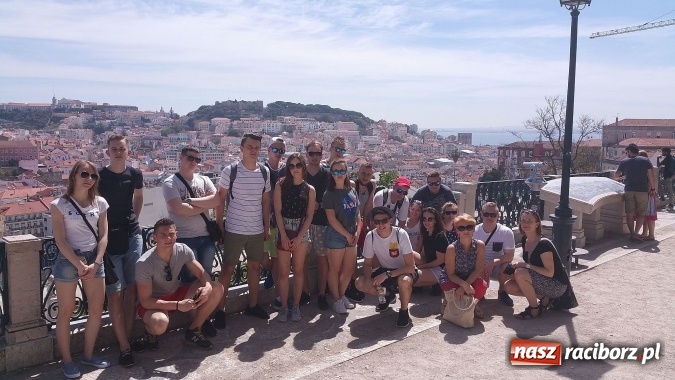 Zdjęcie w galerii na portalu naszraciborz.pl: Technicy budownictwa i architektury krajobrazu z CKZiU nr 1 na praktykach w Portugalii wiadomości z regionu