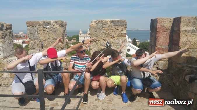 Zdjęcie w galerii na portalu naszraciborz.pl: Technicy budownictwa i architektury krajobrazu z CKZiU nr 1 na praktykach w Portugalii wiadomości z regionu