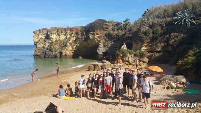 Zdjęcie w galerii na portalu naszraciborz.pl: Technicy budownictwa i architektury krajobrazu z CKZiU nr 1 na praktykach w Portugalii wiadomości z regionu