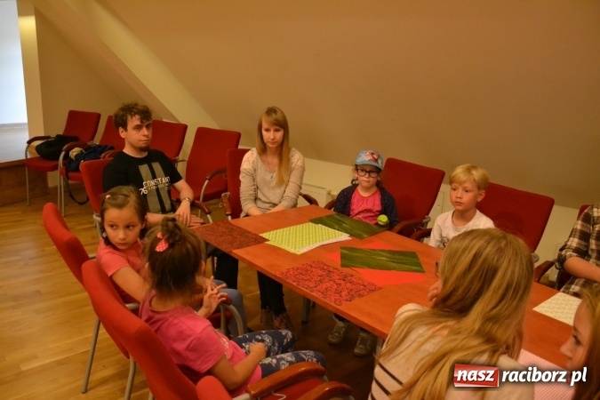 Zdjęcie w galerii na portalu naszraciborz.pl: Mamo, Tato, (s)twórzmy razem! - warsztaty kreatywne na Zamku Piastowskim za nami  wiadomości z regionu