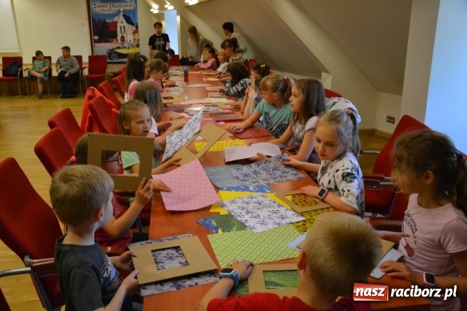 Zdjęcie w galerii na portalu naszraciborz.pl: Mamo, Tato, (s)twórzmy razem! - warsztaty kreatywne na Zamku Piastowskim za nami  wiadomości z regionu