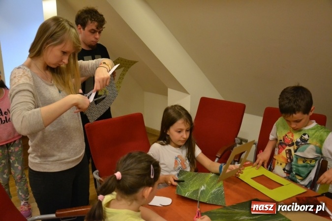 Zdjęcie w galerii na portalu naszraciborz.pl: Mamo, Tato, (s)twórzmy razem! - warsztaty kreatywne na Zamku Piastowskim za nami  wiadomości z regionu