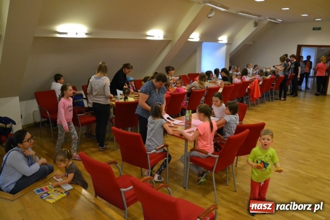 Zdjęcie w galerii na portalu naszraciborz.pl: Mamo, Tato, (s)twórzmy razem! - warsztaty kreatywne na Zamku Piastowskim za nami  wiadomości z regionu