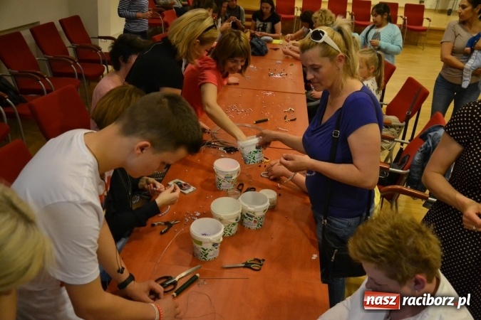 Zdjęcie w galerii na portalu naszraciborz.pl: Mamo, Tato, (s)twórzmy razem! - warsztaty kreatywne na Zamku Piastowskim za nami  wiadomości z regionu