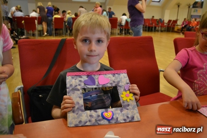 Zdjęcie w galerii na portalu naszraciborz.pl: Mamo, Tato, (s)twórzmy razem! - warsztaty kreatywne na Zamku Piastowskim za nami  wiadomości z regionu