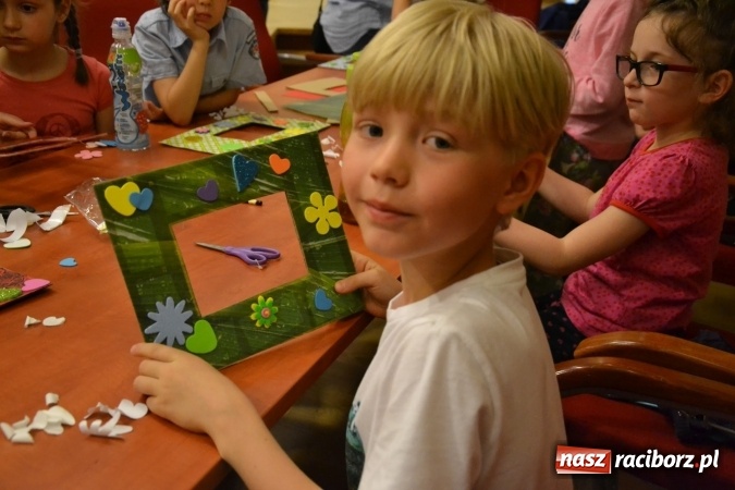 Zdjęcie w galerii na portalu naszraciborz.pl: Mamo, Tato, (s)twórzmy razem! - warsztaty kreatywne na Zamku Piastowskim za nami  wiadomości z regionu