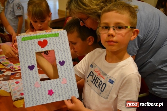 Zdjęcie w galerii na portalu naszraciborz.pl: Mamo, Tato, (s)twórzmy razem! - warsztaty kreatywne na Zamku Piastowskim za nami  wiadomości z regionu