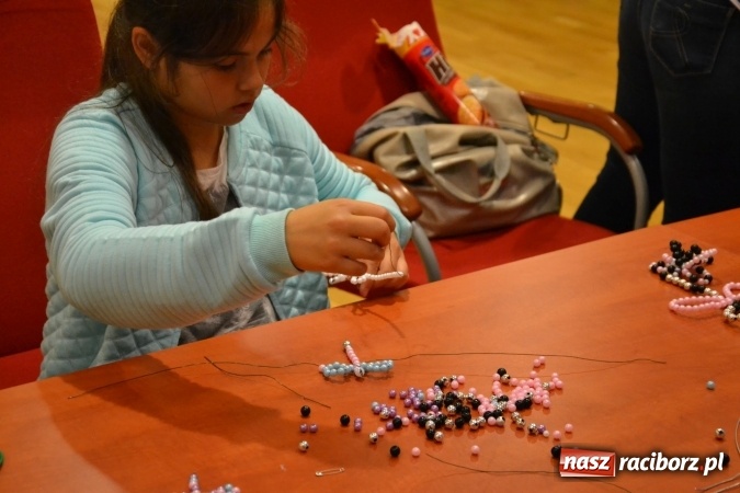 Zdjęcie w galerii na portalu naszraciborz.pl: Mamo, Tato, (s)twórzmy razem! - warsztaty kreatywne na Zamku Piastowskim za nami  wiadomości z regionu