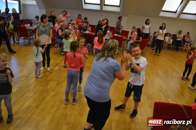 Zdjęcie w galerii na portalu naszraciborz.pl: Mamo, Tato, (s)twórzmy razem! - warsztaty kreatywne na Zamku Piastowskim za nami  wiadomości z regionu