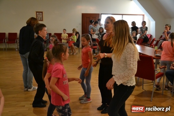 Zdjęcie w galerii na portalu naszraciborz.pl: Mamo, Tato, (s)twórzmy razem! - warsztaty kreatywne na Zamku Piastowskim za nami  wiadomości z regionu