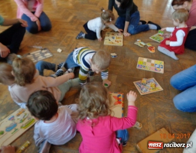 Zdjęcie w galerii na portalu naszraciborz.pl: Baw się z nami, Fikusiami  wiadomości z regionu