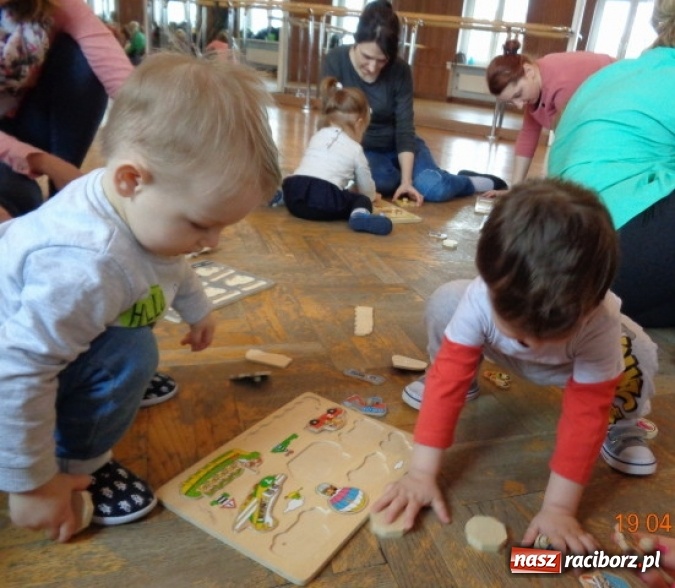 Zdjęcie w galerii na portalu naszraciborz.pl: Baw się z nami, Fikusiami  wiadomości z regionu