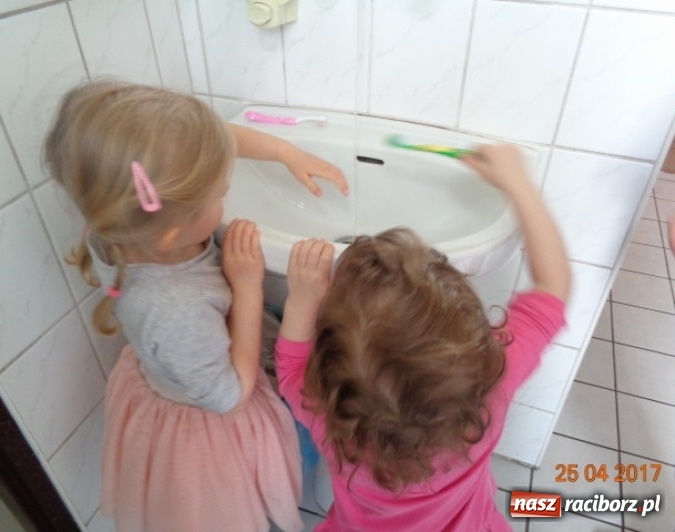 Zdjęcie w galerii na portalu naszraciborz.pl: Baw się z nami, Fikusiami  wiadomości z regionu