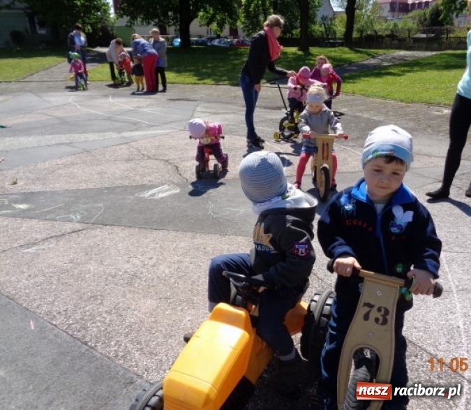 Zdjęcie w galerii na portalu naszraciborz.pl: Baw się z nami, Fikusiami  wiadomości z regionu