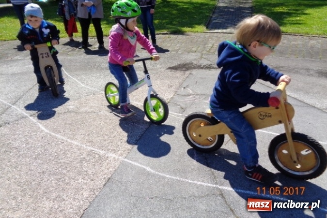 Zdjęcie w galerii na portalu naszraciborz.pl: Baw się z nami, Fikusiami  wiadomości z regionu