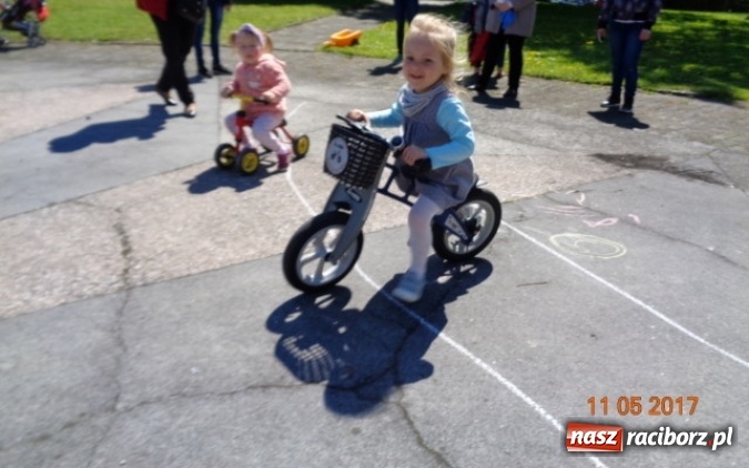 Zdjęcie w galerii na portalu naszraciborz.pl: Baw się z nami, Fikusiami  wiadomości z regionu