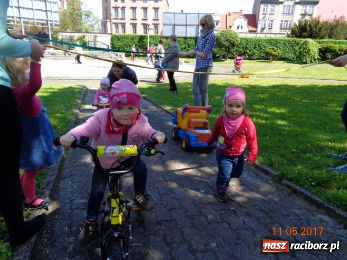 Zdjęcie w galerii na portalu naszraciborz.pl: Baw się z nami, Fikusiami  wiadomości z regionu