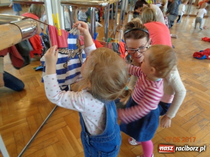 Zdjęcie w galerii na portalu naszraciborz.pl: Baw się z nami, Fikusiami  wiadomości z regionu