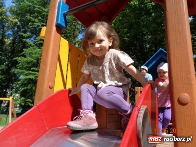 Zdjęcie w galerii na portalu naszraciborz.pl: Baw się z nami, Fikusiami  wiadomości z regionu