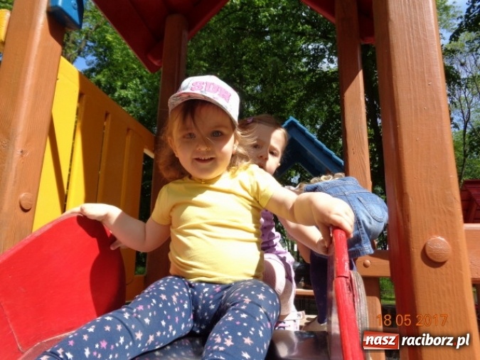 Zdjęcie w galerii na portalu naszraciborz.pl: Baw się z nami, Fikusiami  wiadomości z regionu