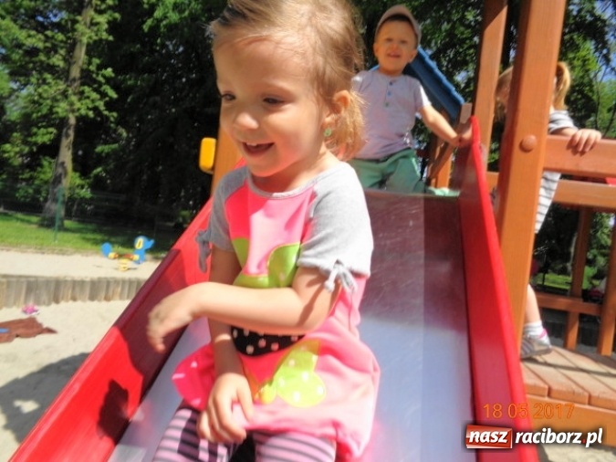 Zdjęcie w galerii na portalu naszraciborz.pl: Baw się z nami, Fikusiami  wiadomości z regionu