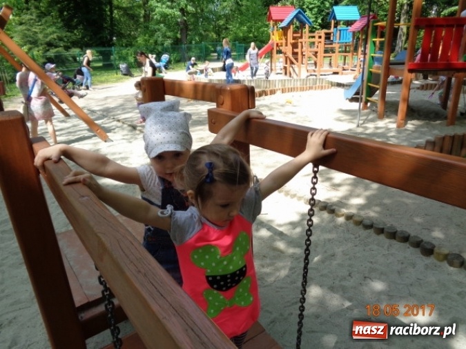 Zdjęcie w galerii na portalu naszraciborz.pl: Baw się z nami, Fikusiami  wiadomości z regionu