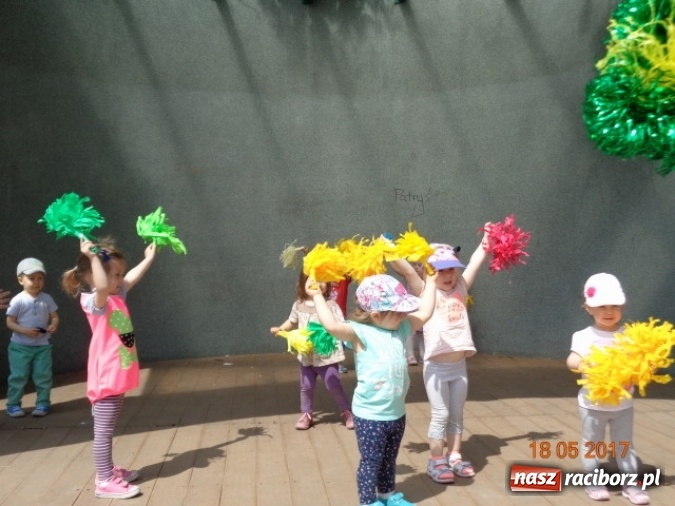 Zdjęcie w galerii na portalu naszraciborz.pl: Baw się z nami, Fikusiami  wiadomości z regionu