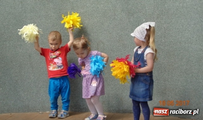 Zdjęcie w galerii na portalu naszraciborz.pl: Baw się z nami, Fikusiami  wiadomości z regionu