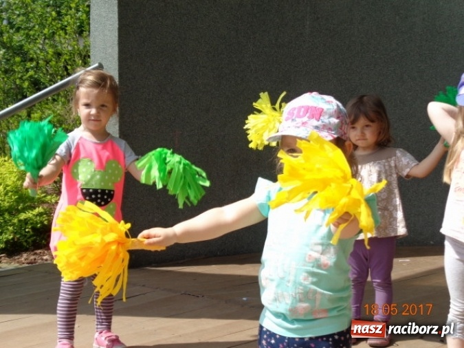 Zdjęcie w galerii na portalu naszraciborz.pl: Baw się z nami, Fikusiami  wiadomości z regionu
