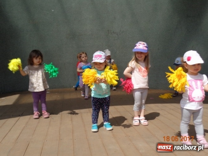 Zdjęcie w galerii na portalu naszraciborz.pl: Baw się z nami, Fikusiami  wiadomości z regionu