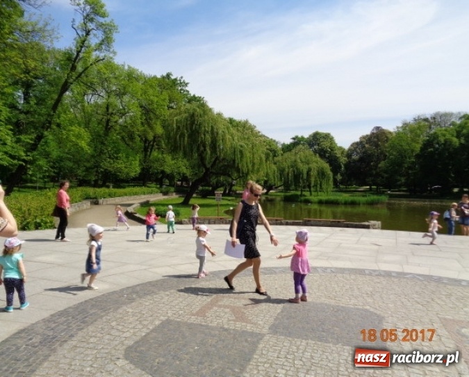 Zdjęcie w galerii na portalu naszraciborz.pl: Baw się z nami, Fikusiami  wiadomości z regionu