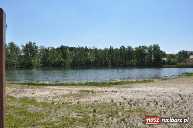 Zdjęcie w galerii na portalu naszraciborz.pl: Kąpielisko w Kuźni Raciborskiej do wynajęcia wiadomości z regionu