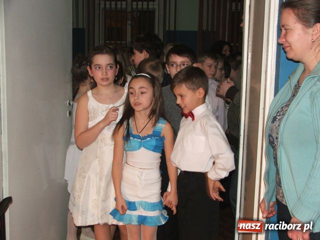 Zdjęcie w galerii na portalu naszraciborz.pl: Tańczyli z gracją i bez tremy wiadomości z regionu