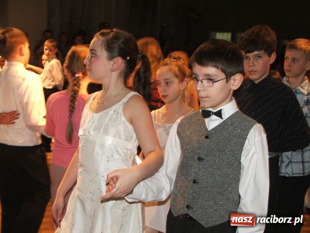 Zdjęcie w galerii na portalu naszraciborz.pl: Tańczyli z gracją i bez tremy wiadomości z regionu