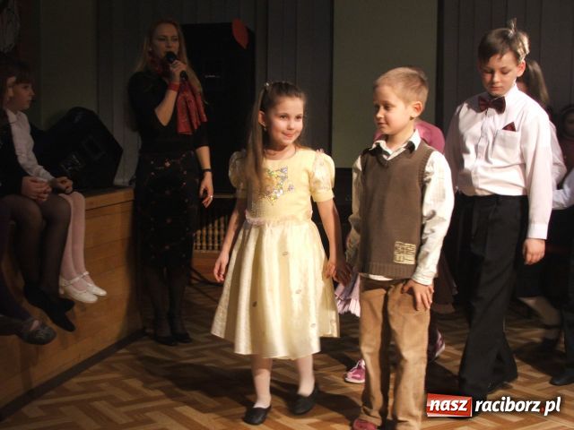 Zdjęcie w galerii na portalu naszraciborz.pl: Tańczyli z gracją i bez tremy wiadomości z regionu