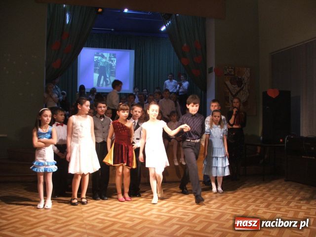 Zdjęcie w galerii na portalu naszraciborz.pl: Tańczyli z gracją i bez tremy wiadomości z regionu