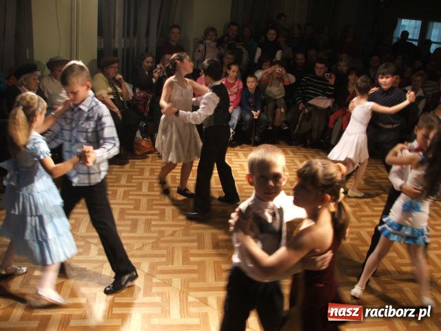 Zdjęcie w galerii na portalu naszraciborz.pl: Tańczyli z gracją i bez tremy wiadomości z regionu
