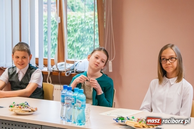 Zdjęcie w galerii na portalu naszraciborz.pl: W starostwie podsumowano XXV edycję powiatowego konkursu Mistrz Ortografii wiadomości z regionu