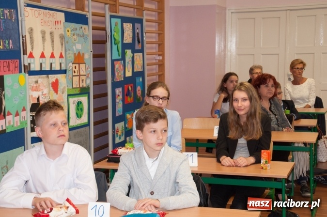 Zdjęcie w galerii na portalu naszraciborz.pl: Trzynasty Ekomat dla trzynastki. W SP 18 odbył się powiatowy konkurs matematyczno-przyrodniczy wiadomości z regionu