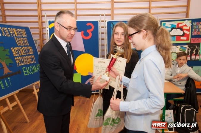 Zdjęcie w galerii na portalu naszraciborz.pl: Trzynasty Ekomat dla trzynastki. W SP 18 odbył się powiatowy konkurs matematyczno-przyrodniczy wiadomości z regionu