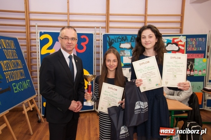 Zdjęcie w galerii na portalu naszraciborz.pl: Trzynasty Ekomat dla trzynastki. W SP 18 odbył się powiatowy konkurs matematyczno-przyrodniczy wiadomości z regionu