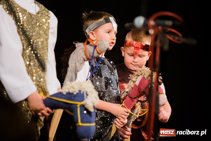 Zdjęcie w galerii na portalu naszraciborz.pl: Gala IX Mini Festiwalu Przedszkolaków wiadomości z regionu