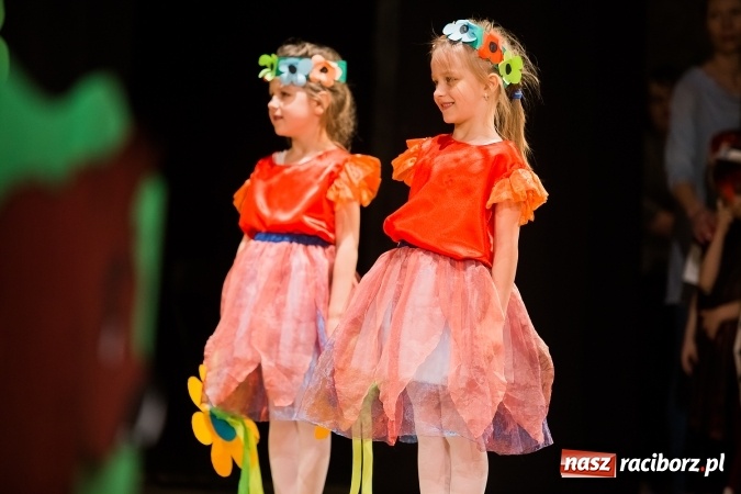 Zdjęcie w galerii na portalu naszraciborz.pl: Gala IX Mini Festiwalu Przedszkolaków wiadomości z regionu
