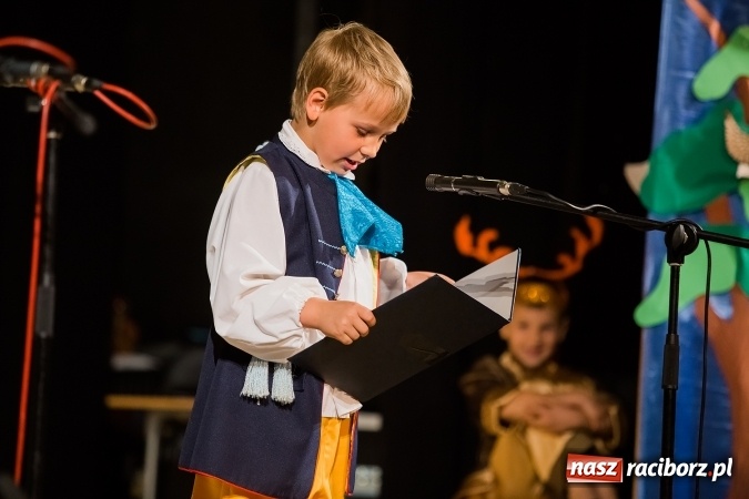 Zdjęcie w galerii na portalu naszraciborz.pl: Gala IX Mini Festiwalu Przedszkolaków wiadomości z regionu
