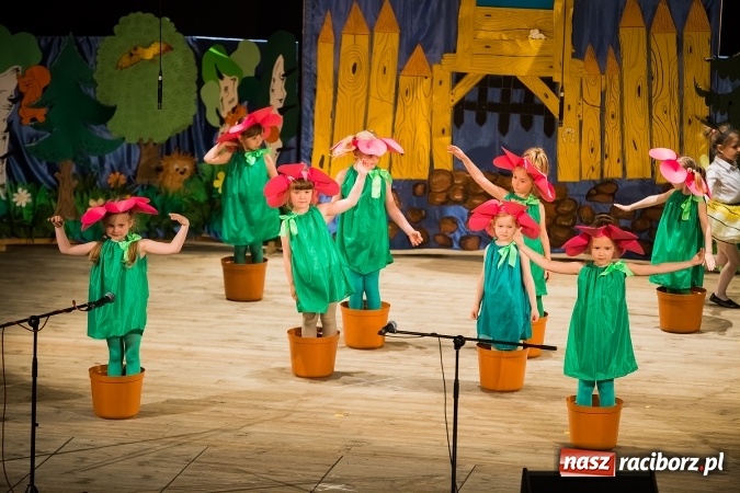 Zdjęcie w galerii na portalu naszraciborz.pl: Gala IX Mini Festiwalu Przedszkolaków wiadomości z regionu